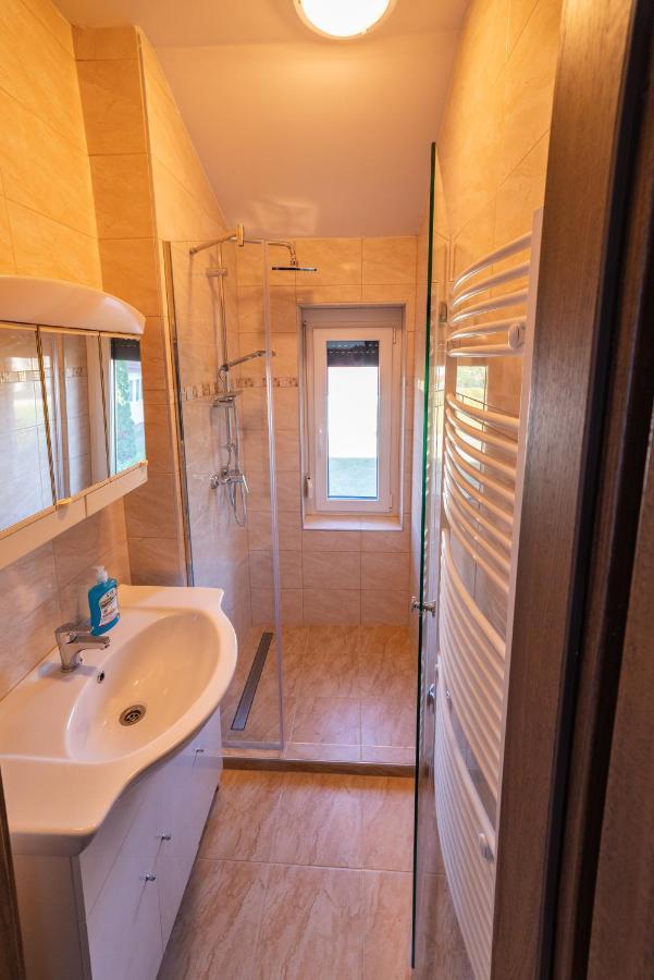 Golden Beach Apartments Siofok Exterior photo